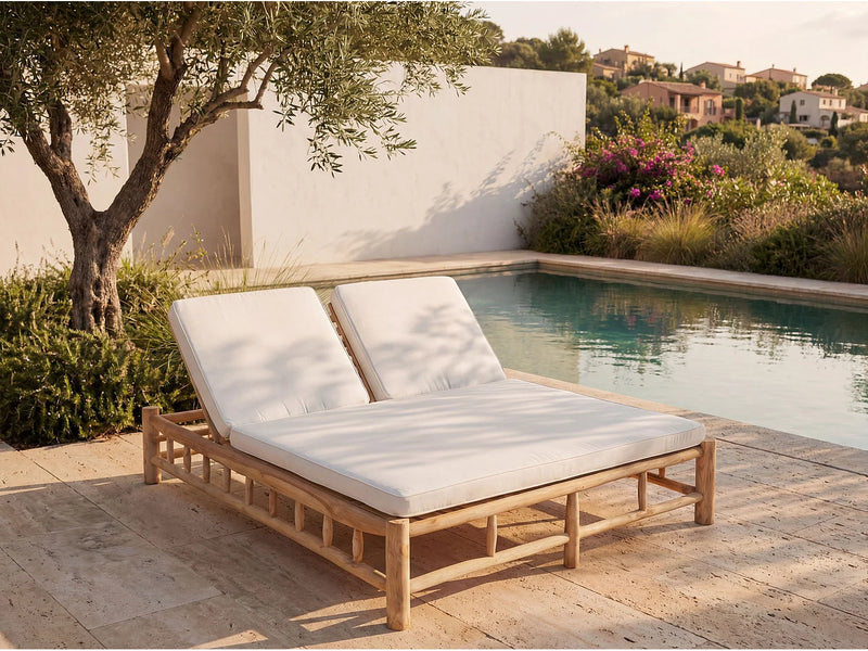 Tulum - Espreguiçadeira Dupla em Teca com Colchão - Natural e Branco